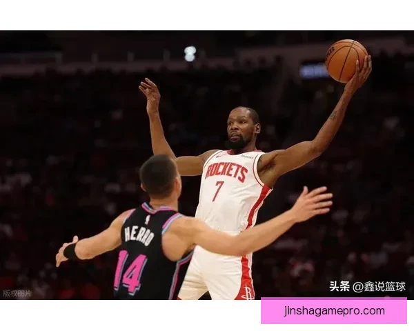 杜兰特力挺谢泼德阿门锁定首发后场 乌度卡称探花秀正成长为核心